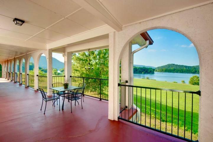 Tennessee Room At Tennessee Riverplace 채터누가 외부 사진